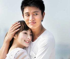 爆料贾乃亮恋情视频全集,甜蜜互动引热议，揭秘全新恋情细节